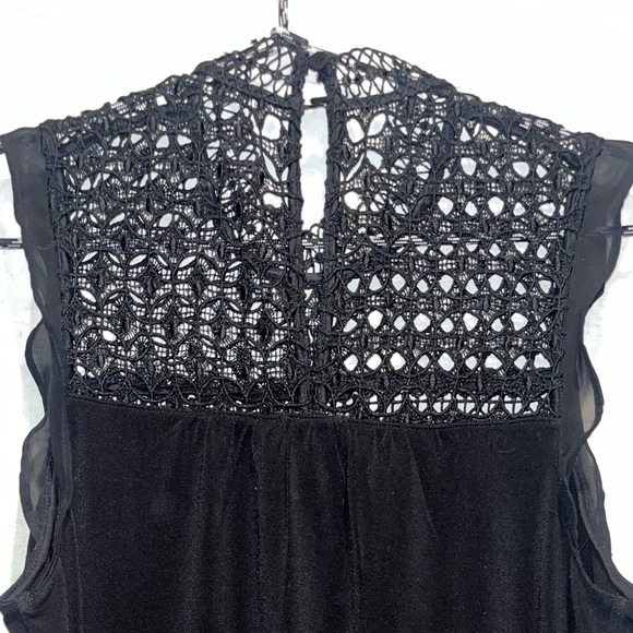 Express High Neck Lace Detail Tank 🌵xs - Picture 4 of 5